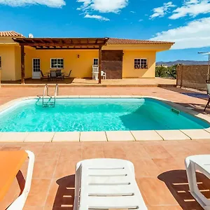 Сasa de vacaciones Belvilla By Oyo En 6 Personas, Tuineje