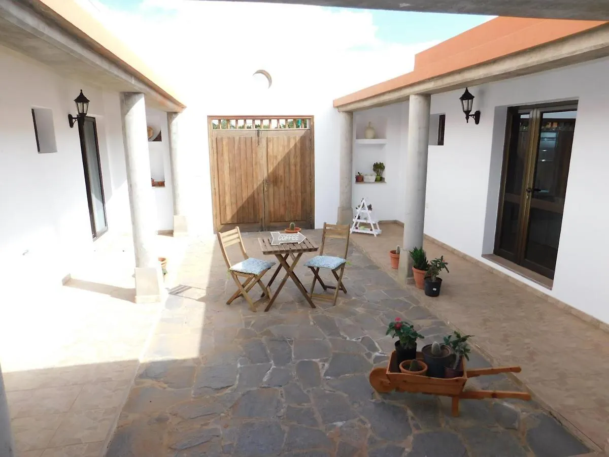 Casa La Florida Villa Tuineje 0*,